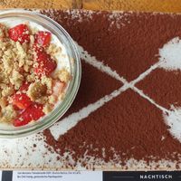 Vegan Strawberry Crumble at 60 Seconds to Napoli in Essen