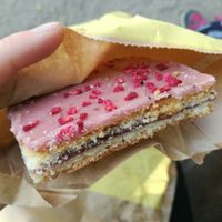 super delicious vegan rasperry cake at Landbageriet - Naturbageriet in Copenhagen