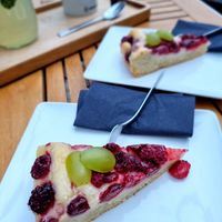 Vegan pie at Hafen Kaffee in Husum