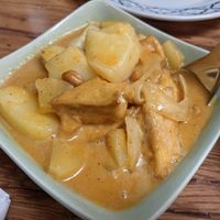 Vegan curry with tofu at Thai On The Island in Cowes