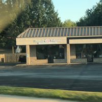 Store front  at Naturally Delightful in Green Bay