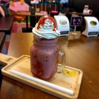 Strawberry milkshake #Veganuary at I'm Your Vegan in Chiang Mai