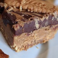 Vegan biscoff millionaire slice at The Old Barn Coffee Shop in Auchtermuchty