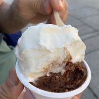 Key lime pie and rocky road  at Veganista Ice Cream XI in Vienna