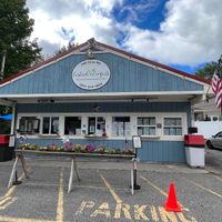 Front of store at Curbside Comforts in Gorham