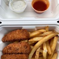 the chik’n finger basket - 3x chik’n tenders, fries, and 2x sauces. i always get buffalo sauce and their homemade vegan ranch! #Veganuary at Curbside Comforts in Gorham