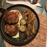 Crabcakes (taste like tuna) #Veganuary at El Armadillo Mazunte in Mazunte