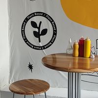  at Bob & Sue in Medellin