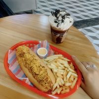   at Bob & Sue in Medellin