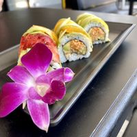 Rainbow Roll at Vegan Castle in Long Beach