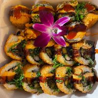 crunchy roll & crispy tuna  #Veganuary at Vegan Castle in Long Beach