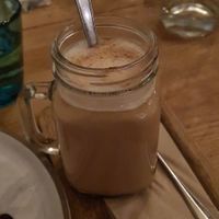 Chai Latte mit Hafermilch at Güterschuppen in Arosa