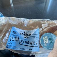 Vegan tuna sandwich was excellent!  at Coop Zürich Stadelhofen in Zurich