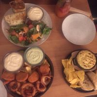 Burrito, mix it plate, oven cheese at Froindlichst in Berlin