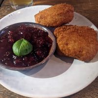 Homemade Mozzi Keese Camembaarts at Froindlichst in Berlin