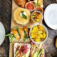 Breakfast for two at Froindlichst in Berlin