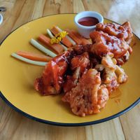 Cauliflower wings at Maracuyá in Flores