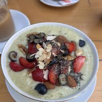 Avocado smoothie-bowl without Granola (was non-vegan)  at Stolia in Shkoder