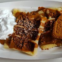 Vegan waffles with biscoff/lotus speculoos and whipped cream (vegan !) at Flossie's in Gwynedd
