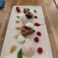 Deconstructed cranachan: raspberry flapjack with ice cream at Hendersons in Edinburgh