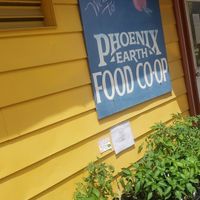 Fresh Garden Veggies at Phoenix Earth Food Co-op in Toledo