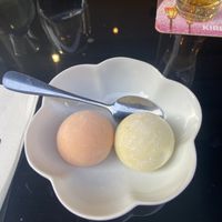 Mochi glacés 😋 (mangue et Yuzu) at Mecha Uma in Avignon