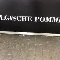 Sunflower oil fries at My Curry Wurst in Cologne