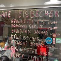 Vegane Optionen    at Eiscafe Olimpio in Frankfurt