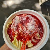 Veganes Spaghettieis mit Sahne at Eiscafe Olimpio in Frankfurt