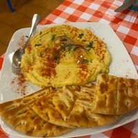 Pita con fava de Santorini  at Hellas Cocina in A Coruna