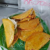 Tacos de papa y chorizo at Los Veganos de Canasta in Mexico City