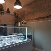 🌸Cute interior design 🌸 at Rock'n'Raw in Belgrade