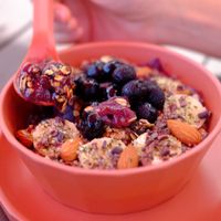 acai bowl with maple syrup at Stay Juicy in Hirosaki