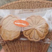 Vegan cookies at Stay Juicy in Hirosaki