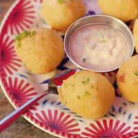 Deliciosas y variadas entradas🍵 at Artesano  in Medellin