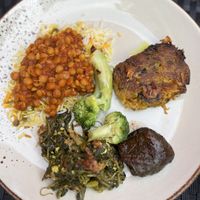 Linsen, Biryani, Kartoffelpuffer, Brokkoli  at Zarathustra in Cologne