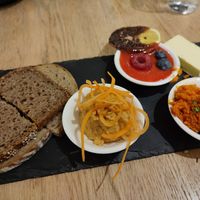 Vegane Aufstriche, leider zu spaet fotografiert 🤭 at Early Bird in Telfs