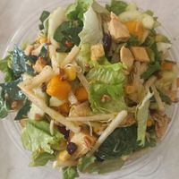 Ensalada con pollo at Ensaladas Paradise in Oaxaca
