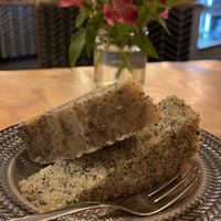 Poppy Lemon Cake at Esskalation in Bonn