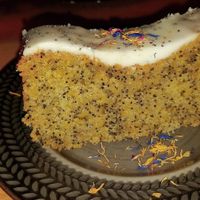 zitronen-mohn-kuchen #Veganuary at Esskalation in Bonn