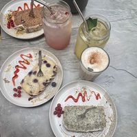 Carrot cake was the bessssttt !!! ( top left )  at Esskalation in Bonn