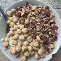 Oatmeal with hazelnuts and almonds  at GRØD - Birkegade in Copenhagen