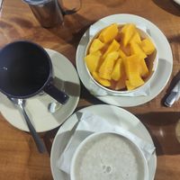 Oatmeal and fruit at Pop's in San Ignacio
