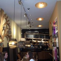 inside at Bagels & Beans - Raadhuisstraat in Amsterdam