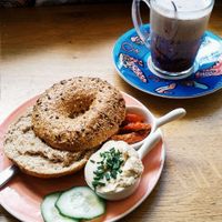 Hummus Bagel & vegan (Dark) Hot Chocolate at Bagels & Beans - Raadhuisstraat in Amsterdam