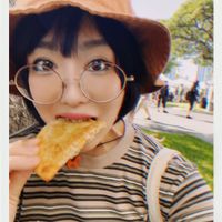   at LA2HI Grindz in Honolulu