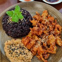 Yum yum yum at Peanuts in Hoi An