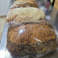 Cereales Andinos, Toscano y Multigrano at Tres Trigos - Laboratorio de Pan in Medellin