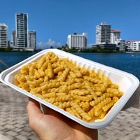 Mac n' vegan pumpkin cheese 😋 at Vegan Pizzeria in San Juan