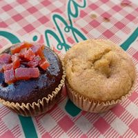 Cupcakes not overly sweet 😋😋 at Vegan Pizzeria in San Juan